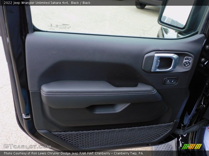 Door Panel of 2022 Wrangler Unlimited Sahara 4x4