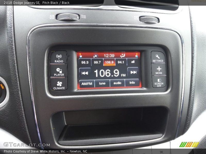 Pitch Black / Black 2018 Dodge Journey SE