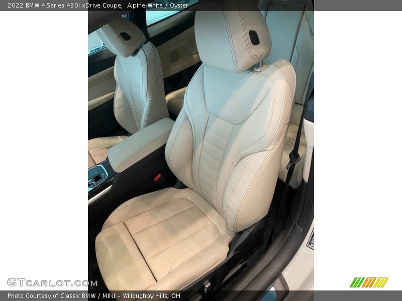 Alpine White / Oyster 2022 BMW 4 Series 430i xDrive Coupe