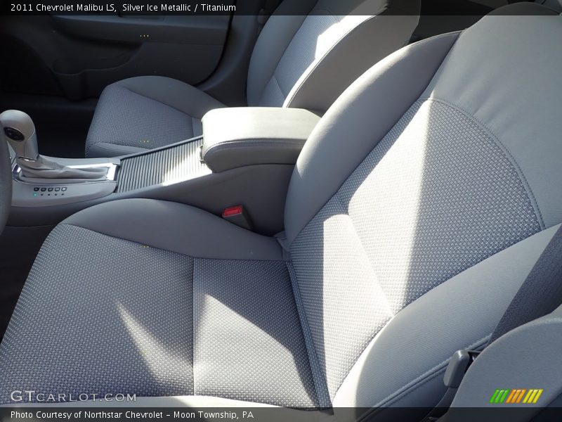 Silver Ice Metallic / Titanium 2011 Chevrolet Malibu LS