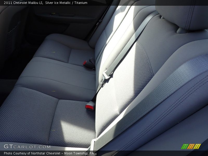 Silver Ice Metallic / Titanium 2011 Chevrolet Malibu LS