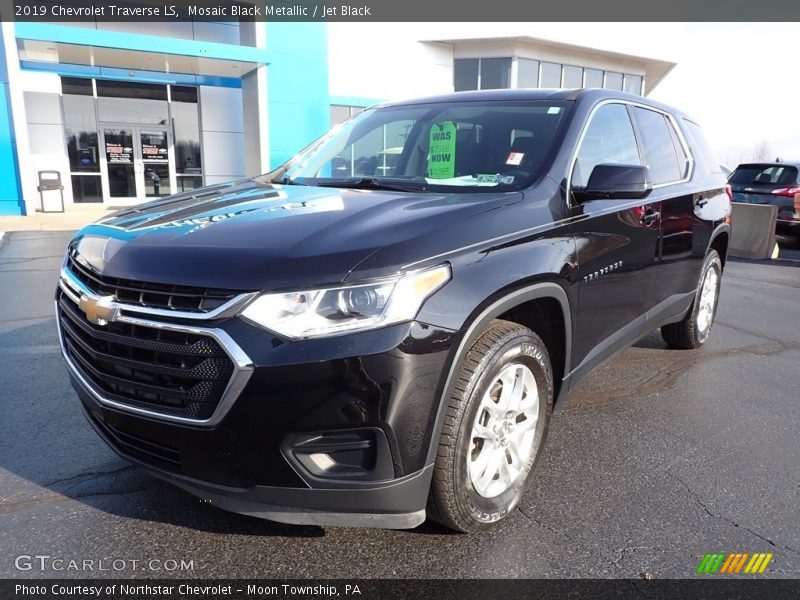 Mosaic Black Metallic / Jet Black 2019 Chevrolet Traverse LS