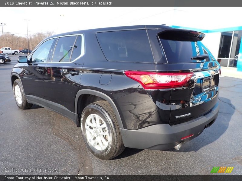 Mosaic Black Metallic / Jet Black 2019 Chevrolet Traverse LS