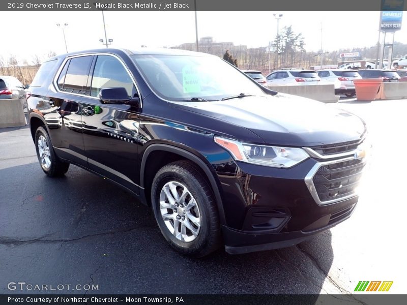 Mosaic Black Metallic / Jet Black 2019 Chevrolet Traverse LS
