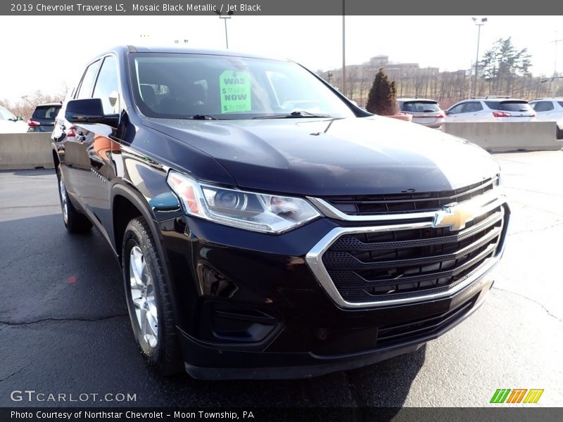 Mosaic Black Metallic / Jet Black 2019 Chevrolet Traverse LS