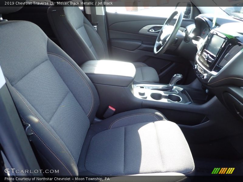 Mosaic Black Metallic / Jet Black 2019 Chevrolet Traverse LS