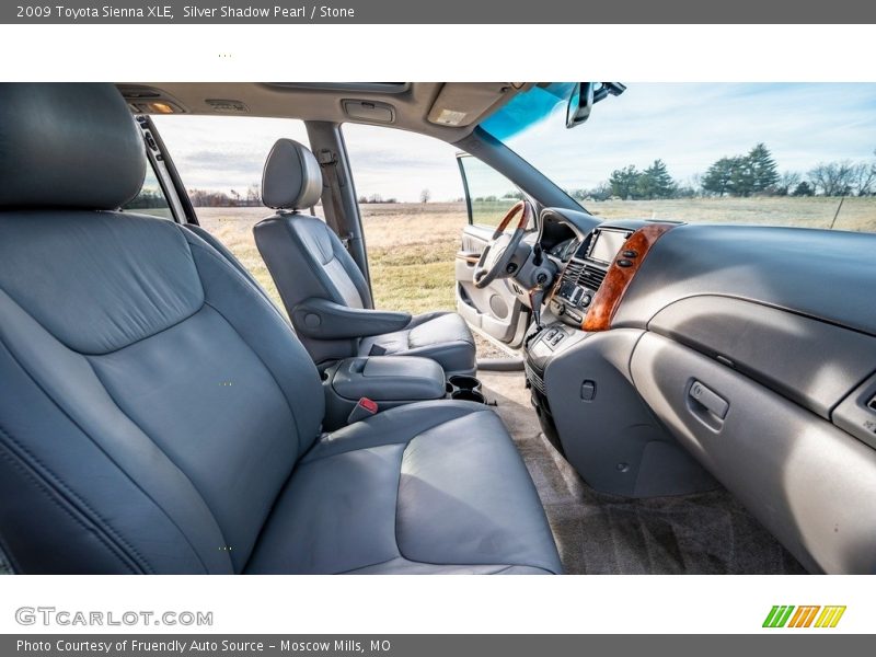 Silver Shadow Pearl / Stone 2009 Toyota Sienna XLE