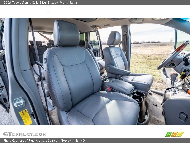 Silver Shadow Pearl / Stone 2009 Toyota Sienna XLE