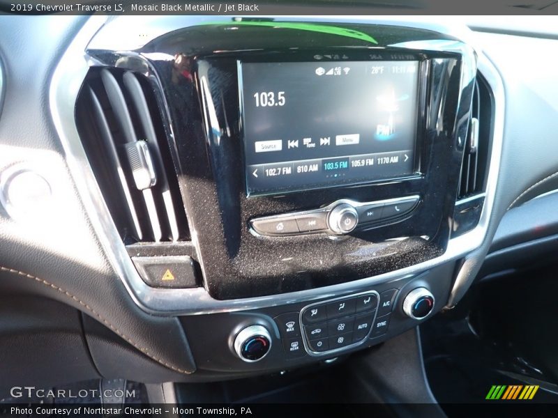 Mosaic Black Metallic / Jet Black 2019 Chevrolet Traverse LS