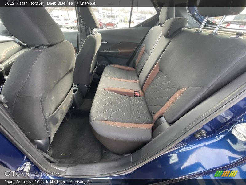 Deep Blue Pearl / Charcoal 2019 Nissan Kicks SR