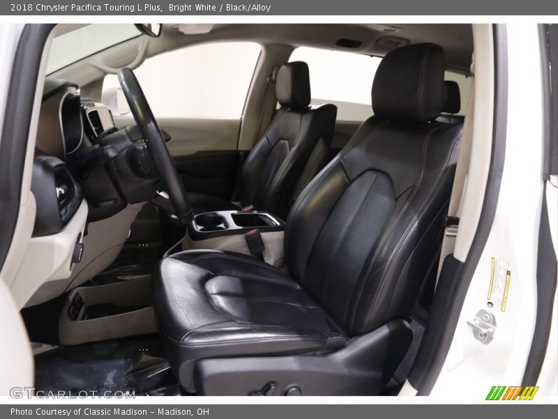 Bright White / Black/Alloy 2018 Chrysler Pacifica Touring L Plus
