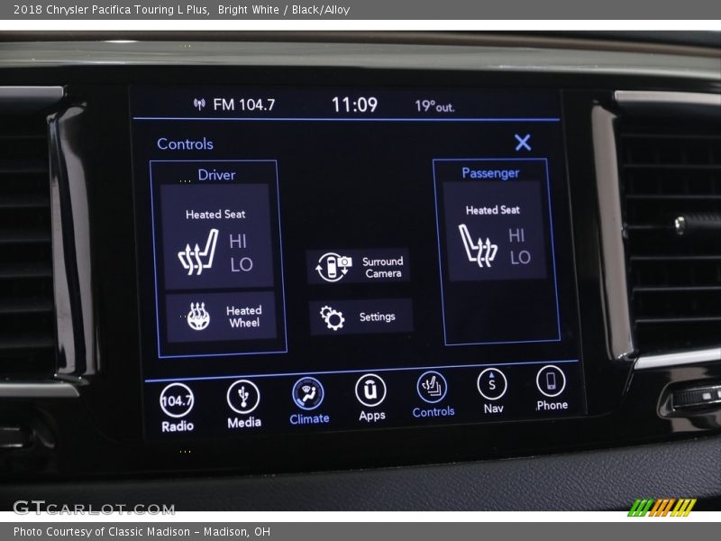 Bright White / Black/Alloy 2018 Chrysler Pacifica Touring L Plus