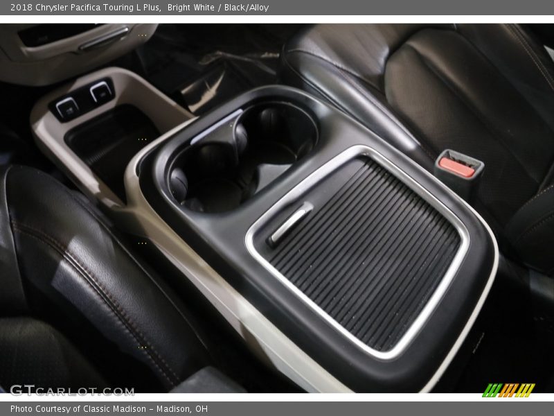 Bright White / Black/Alloy 2018 Chrysler Pacifica Touring L Plus