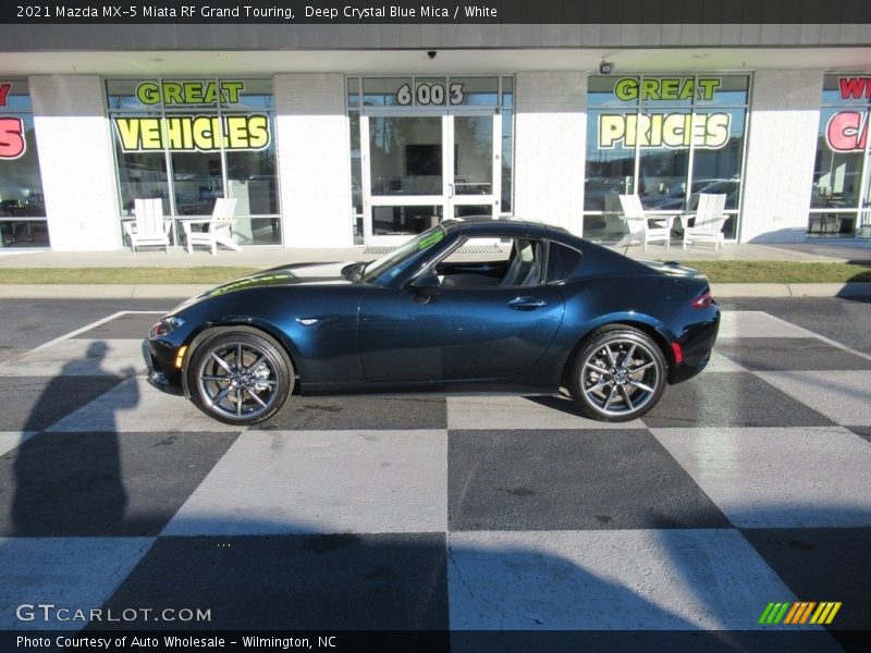 Deep Crystal Blue Mica / White 2021 Mazda MX-5 Miata RF Grand Touring