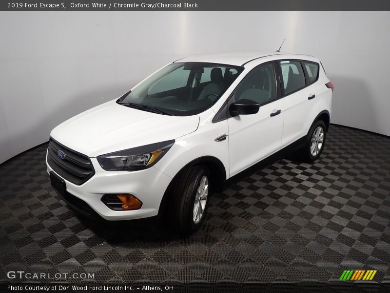 Oxford White / Chromite Gray/Charcoal Black 2019 Ford Escape S