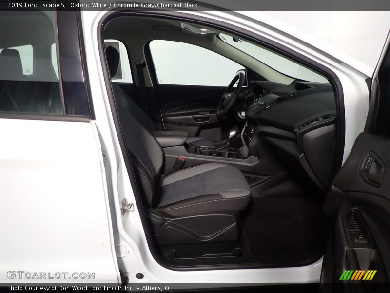 Oxford White / Chromite Gray/Charcoal Black 2019 Ford Escape S