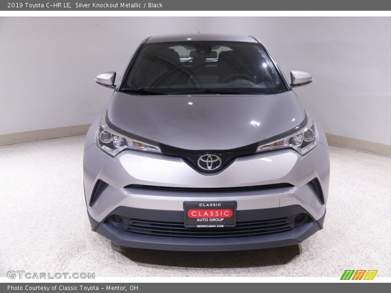 Silver Knockout Metallic / Black 2019 Toyota C-HR LE