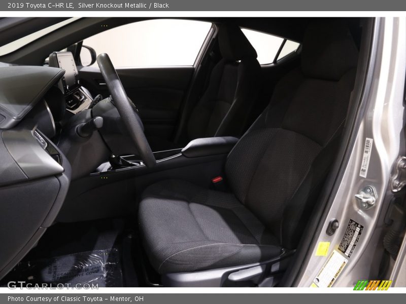 Silver Knockout Metallic / Black 2019 Toyota C-HR LE