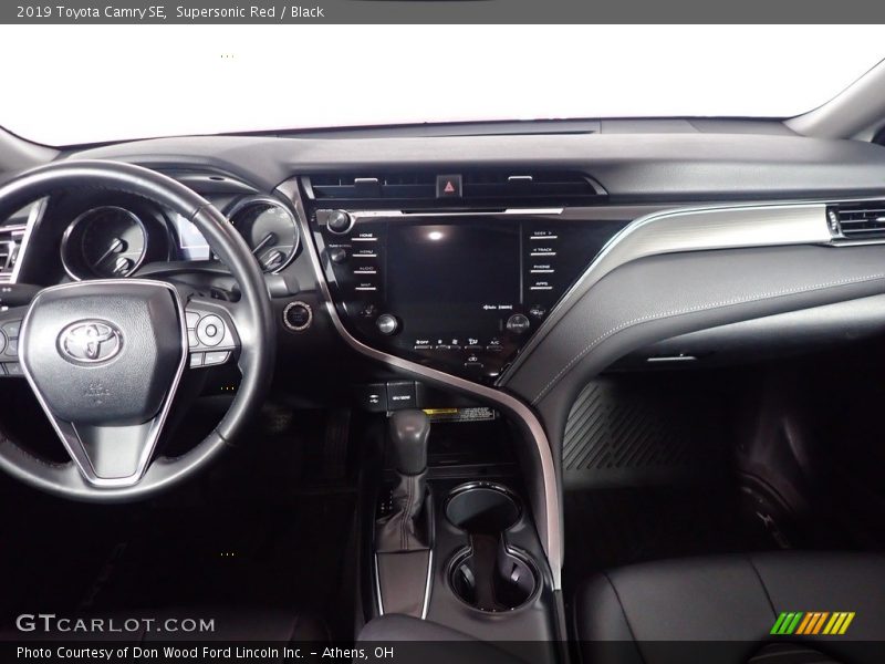 Supersonic Red / Black 2019 Toyota Camry SE