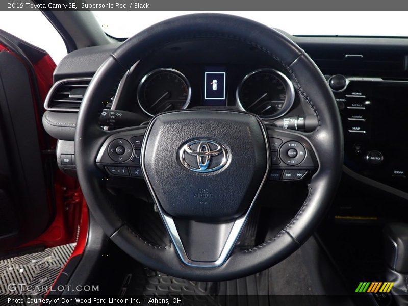 Supersonic Red / Black 2019 Toyota Camry SE