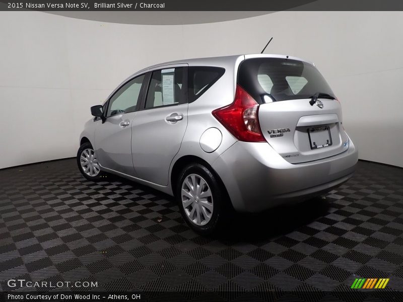 Brilliant Silver / Charcoal 2015 Nissan Versa Note SV