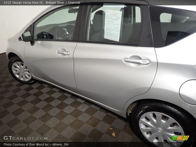 Brilliant Silver / Charcoal 2015 Nissan Versa Note SV