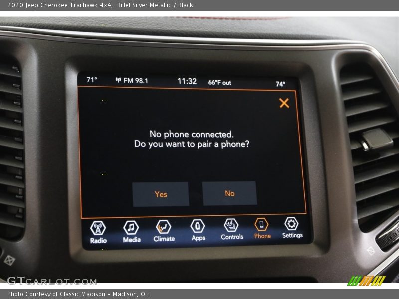 Billet Silver Metallic / Black 2020 Jeep Cherokee Trailhawk 4x4