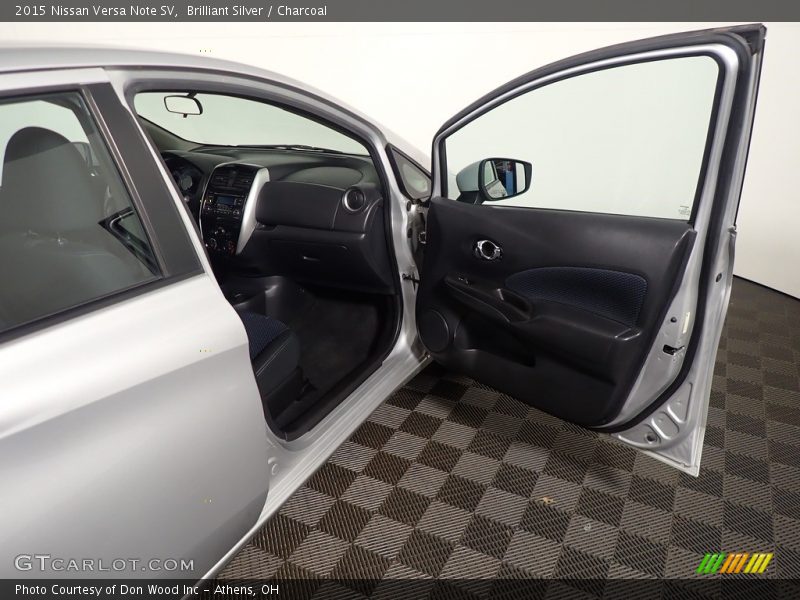 Brilliant Silver / Charcoal 2015 Nissan Versa Note SV