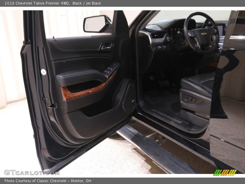 Black / Jet Black 2019 Chevrolet Tahoe Premier 4WD