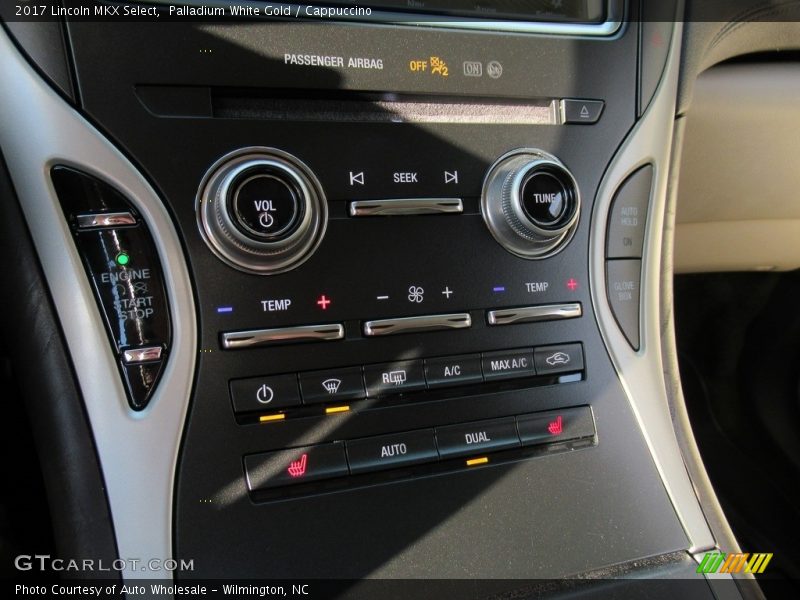 Palladium White Gold / Cappuccino 2017 Lincoln MKX Select
