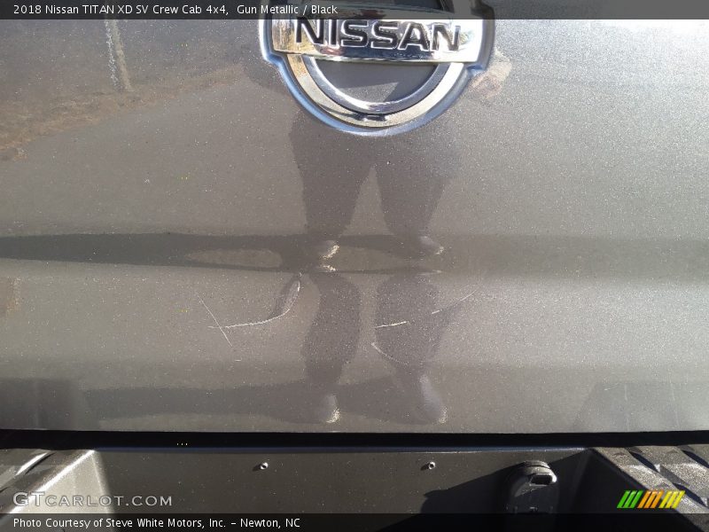 Gun Metallic / Black 2018 Nissan TITAN XD SV Crew Cab 4x4