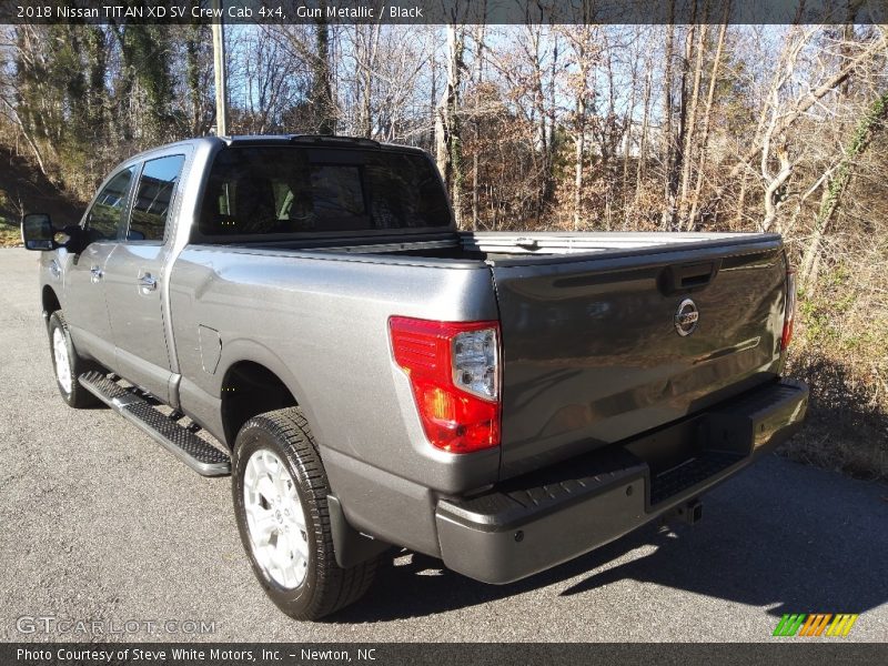 Gun Metallic / Black 2018 Nissan TITAN XD SV Crew Cab 4x4