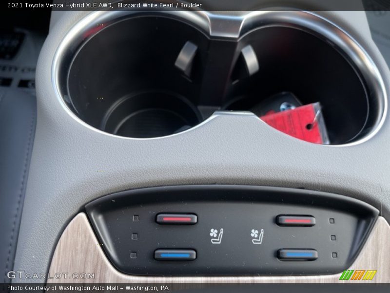 Blizzard White Pearl / Boulder 2021 Toyota Venza Hybrid XLE AWD