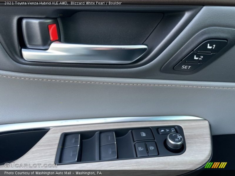 Controls of 2021 Venza Hybrid XLE AWD