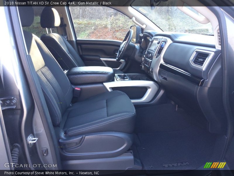 Gun Metallic / Black 2018 Nissan TITAN XD SV Crew Cab 4x4