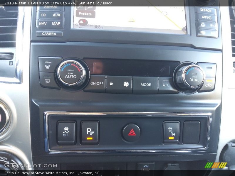 Gun Metallic / Black 2018 Nissan TITAN XD SV Crew Cab 4x4