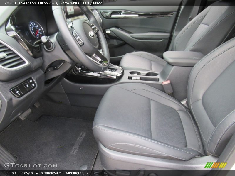 Snow White Pearl / Black 2021 Kia Seltos SX Turbo AWD