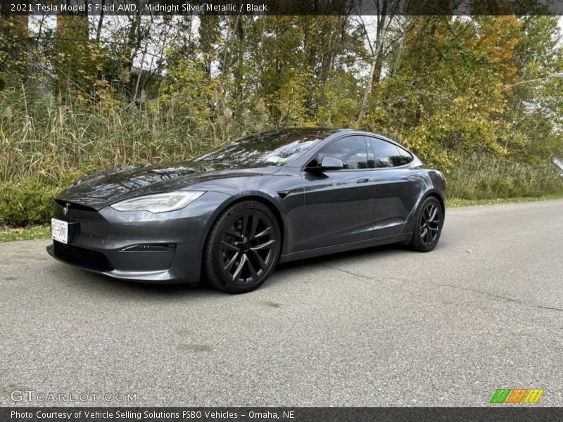Front 3/4 View of 2021 Model S Plaid AWD