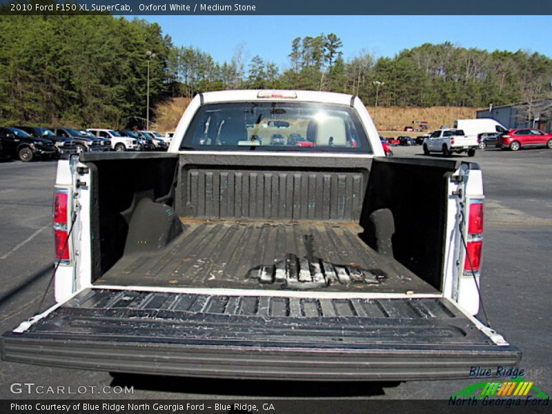 Oxford White / Medium Stone 2010 Ford F150 XL SuperCab