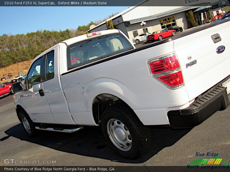 Oxford White / Medium Stone 2010 Ford F150 XL SuperCab