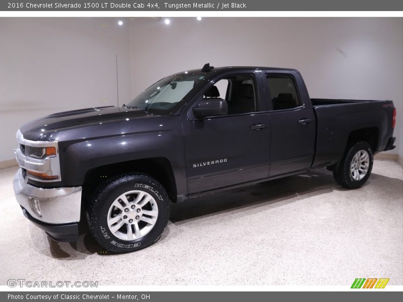 Front 3/4 View of 2016 Silverado 1500 LT Double Cab 4x4