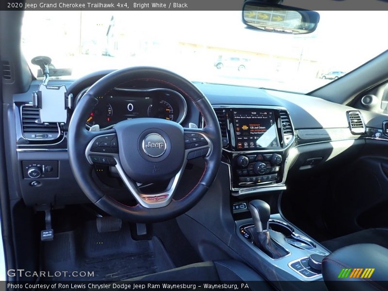 Bright White / Black 2020 Jeep Grand Cherokee Trailhawk 4x4