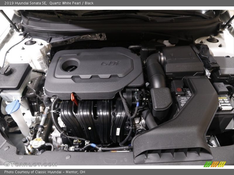 Quartz White Pearl / Black 2019 Hyundai Sonata SE