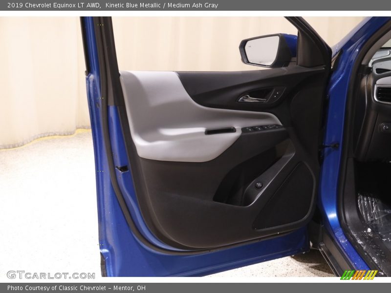 Kinetic Blue Metallic / Medium Ash Gray 2019 Chevrolet Equinox LT AWD