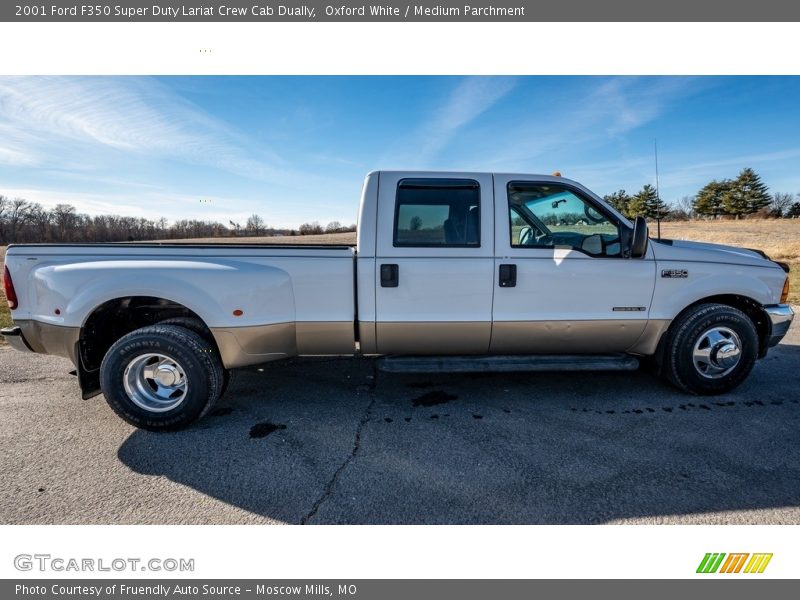 Oxford White / Medium Parchment 2001 Ford F350 Super Duty Lariat Crew Cab Dually