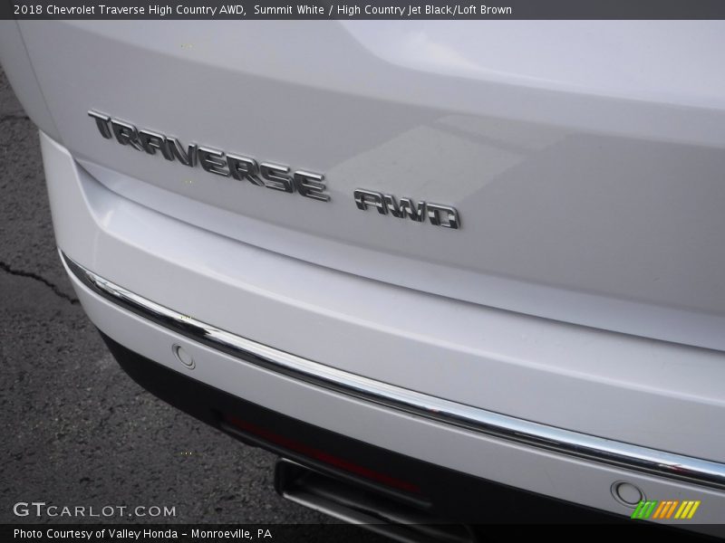 Summit White / High Country Jet Black/Loft Brown 2018 Chevrolet Traverse High Country AWD