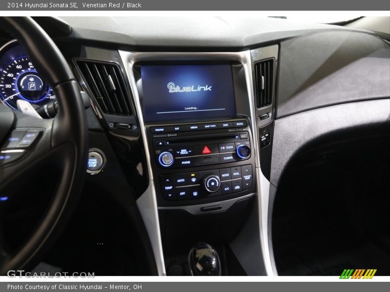 Venetian Red / Black 2014 Hyundai Sonata SE