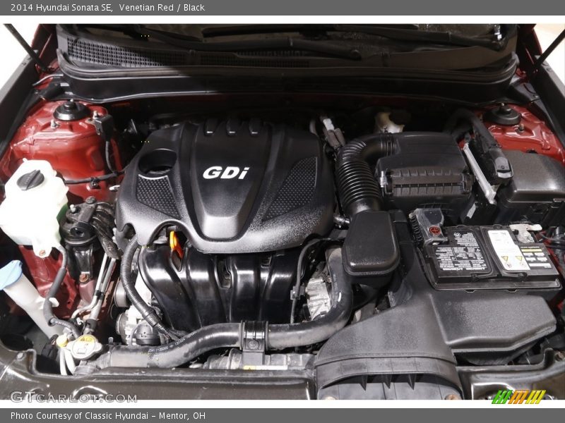 Venetian Red / Black 2014 Hyundai Sonata SE
