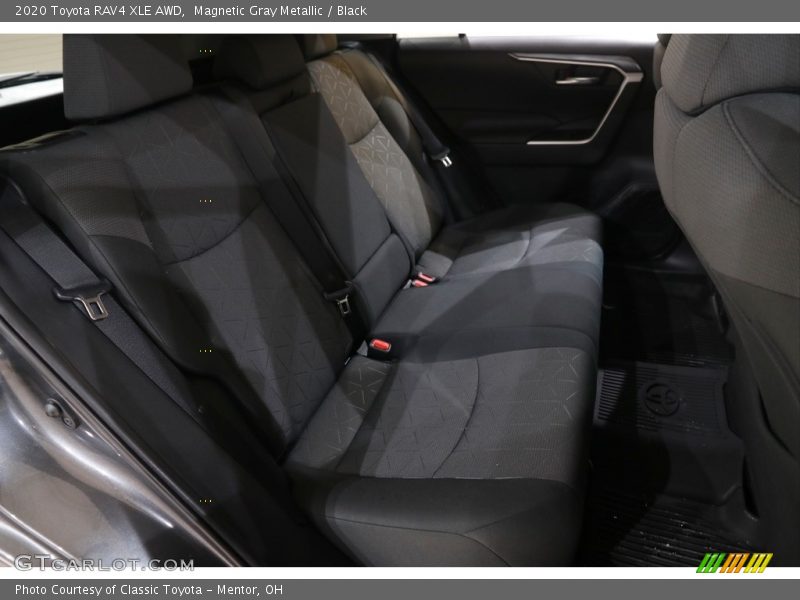 Magnetic Gray Metallic / Black 2020 Toyota RAV4 XLE AWD
