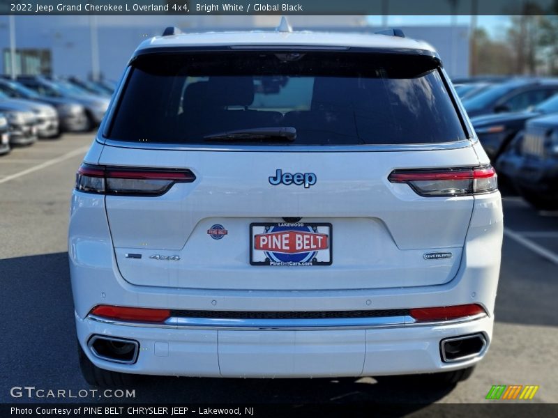 Bright White / Global Black 2022 Jeep Grand Cherokee L Overland 4x4